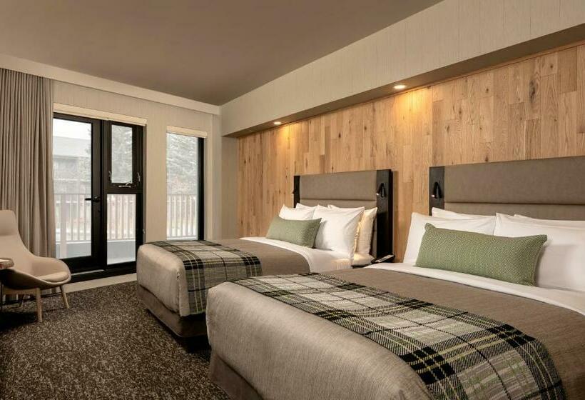 带观景的标准工作室, Peaks Hotel And Suites