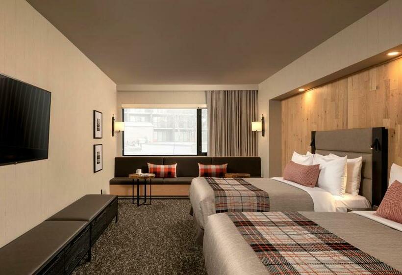 带观景的标准工作室, Peaks Hotel And Suites