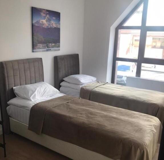 اتاق اکونومی, Sulu Hostel