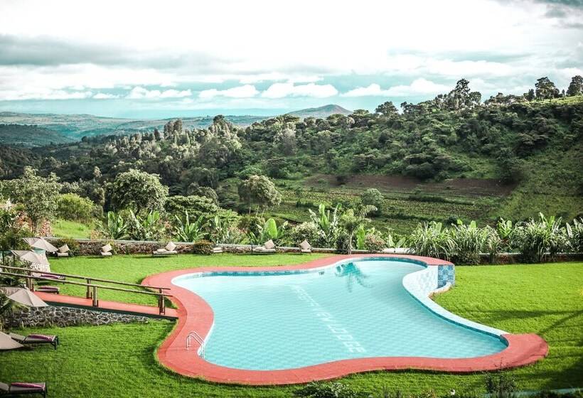 اتاق لوکس سه تخته, Ngorongoro Marera Mountain View Lodge