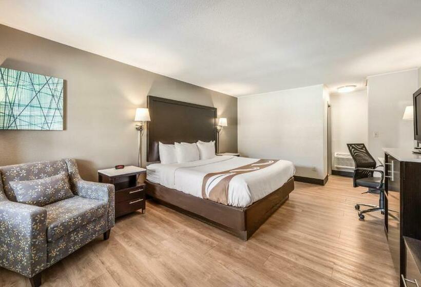 اتاق استاندارد با تخت بزرگ, Quality Inn Poughkeepsie