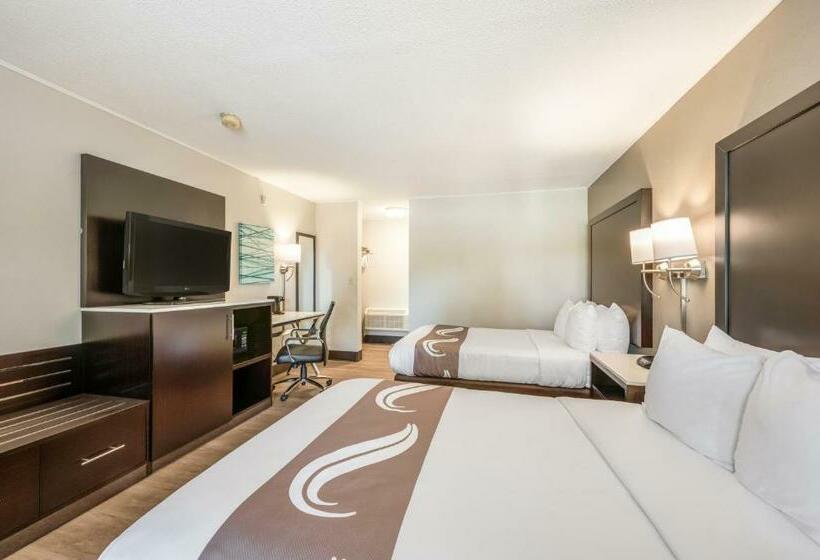اتاق استاندارد با 2 تخت دوبل, Quality Inn Poughkeepsie