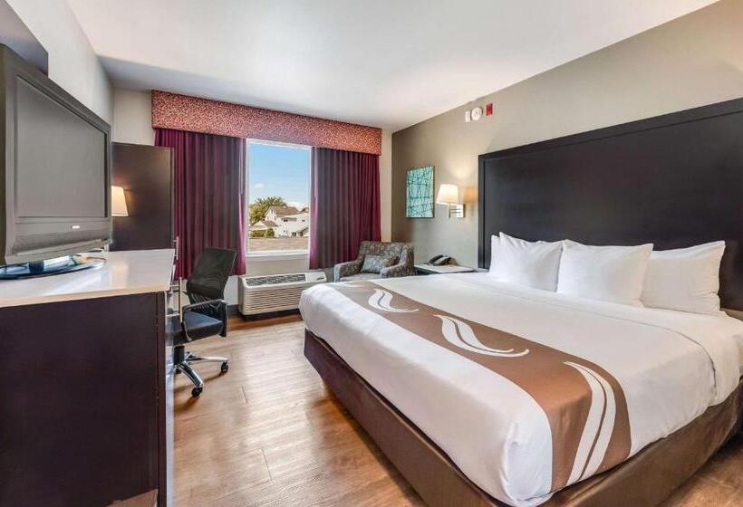 اتاق استاندارد با تخت بزرگ, Quality Inn Poughkeepsie