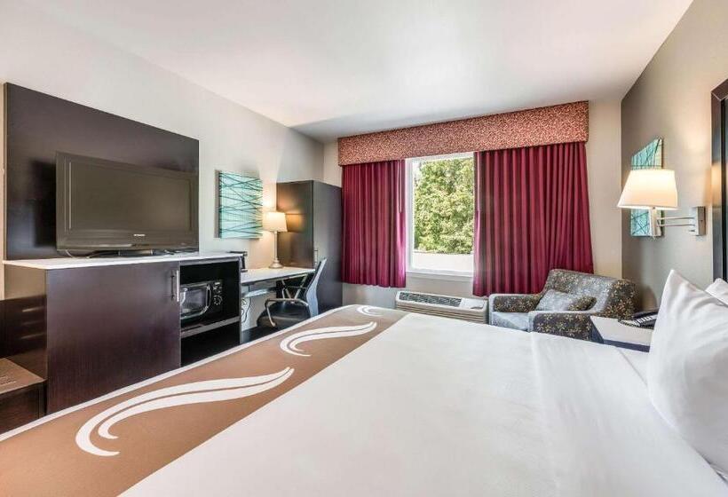 اتاق سوپریور با تخت بزرگ, Quality Inn Poughkeepsie