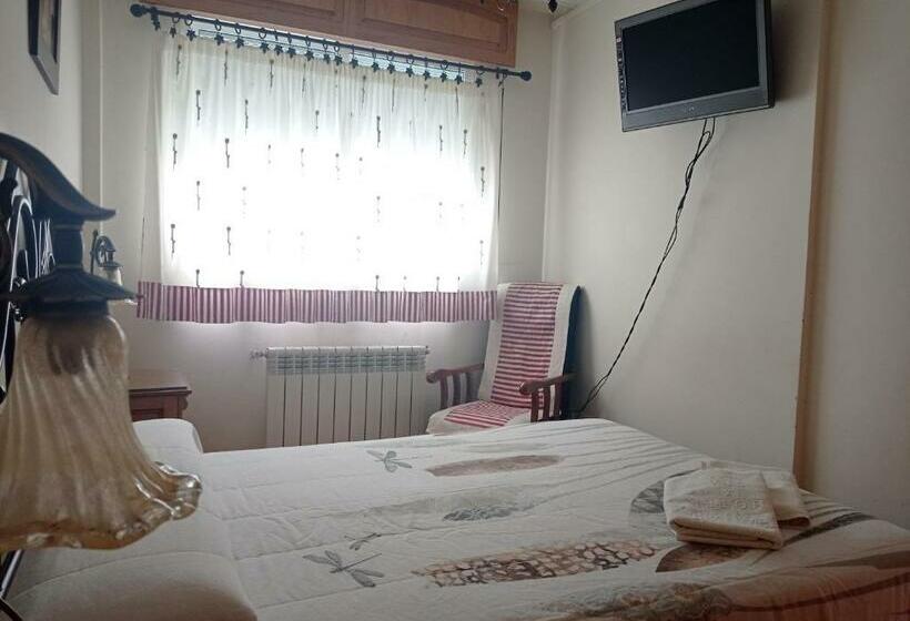 اتاق استاندارد, Albergue De Peregrinos Ultreia Et Suseia