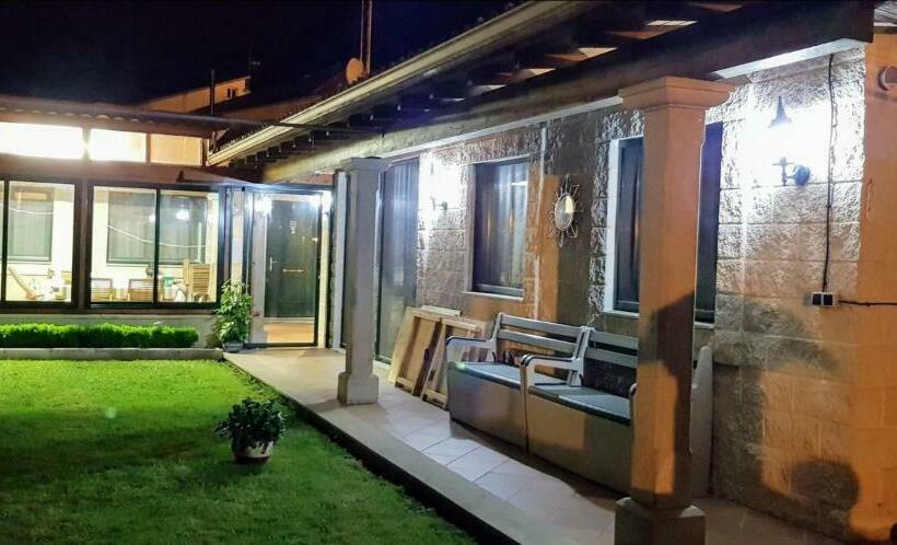 آپارتمان 1 خوابه, Albergue De Peregrinos Ultreia Et Suseia