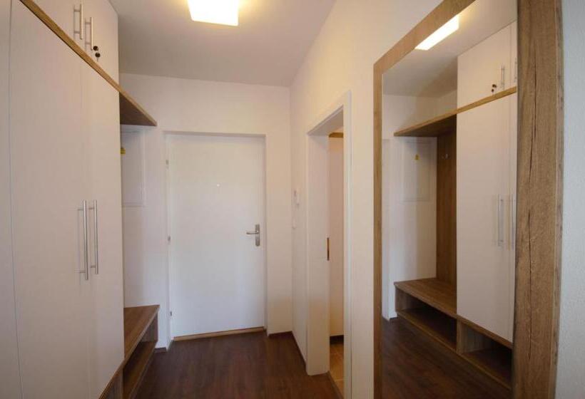 带1个卧室的带阳台的公寓, Apartmány Viva Třeboň
