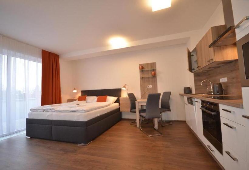 带1个卧室的带阳台的公寓, Apartmány Viva Třeboň