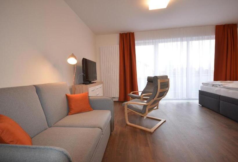 带1个卧室的带阳台的公寓, Apartmány Viva Třeboň