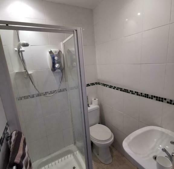 اتاق استاندارد, Ashburnam Guest House