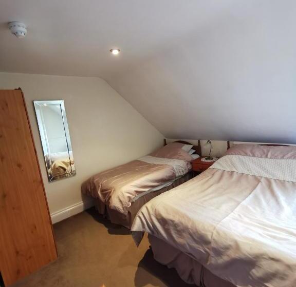 Triple Room Sea View, Ashburnam Guest House