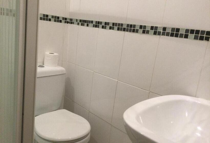 اتاق استاندارد, Ashburnam Guest House