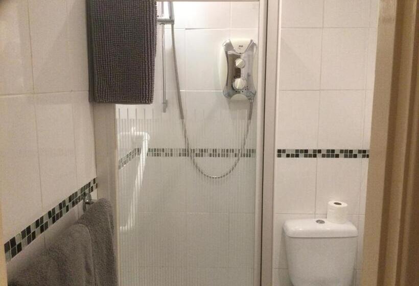 اتاق استاندارد, Ashburnam Guest House