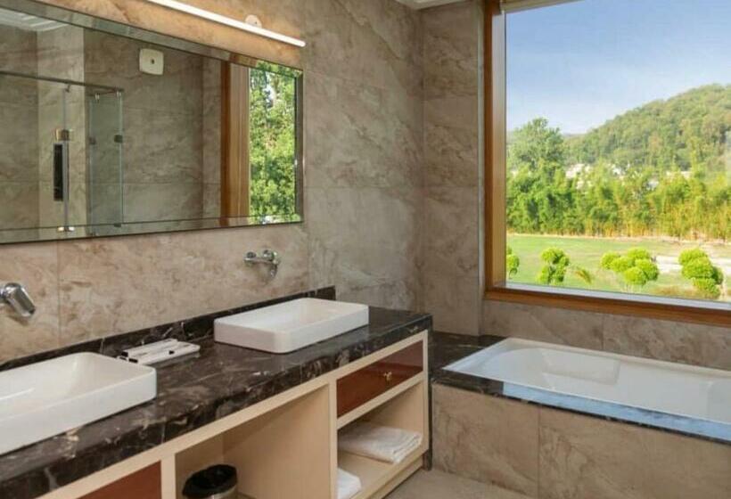 اتاق استاندارد با چشم‌انداز باغ, Glenville Forest Resort & Spa