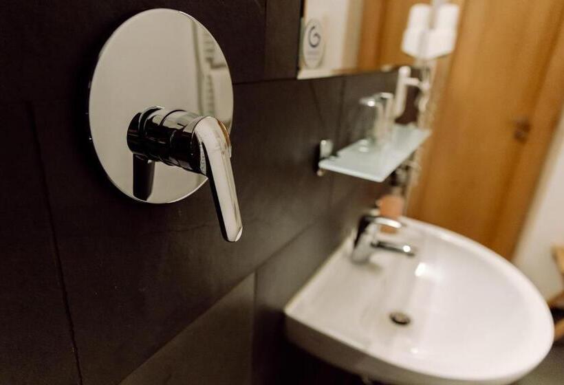 Standard room with outdoor bath, Hirzinger   Gasthaus Und