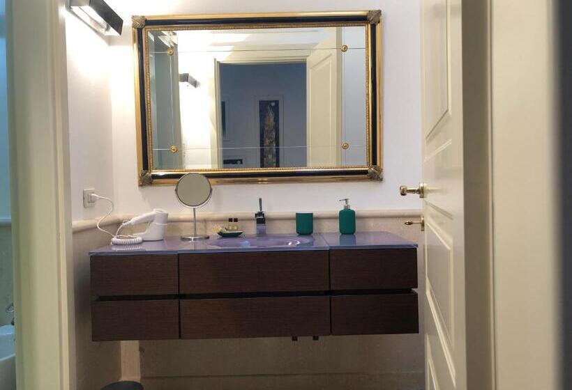 اتاق استاندارد یک نفره, Residenza Privata Pedrotti