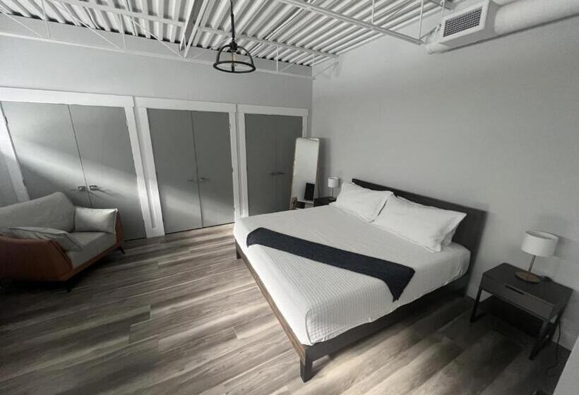 استودیوی استاندارد, Station 1 By Terra Hospitality