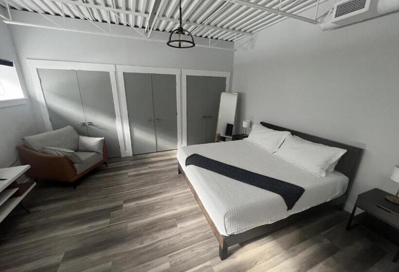 استودیوی استاندارد, Station 1 By Terra Hospitality