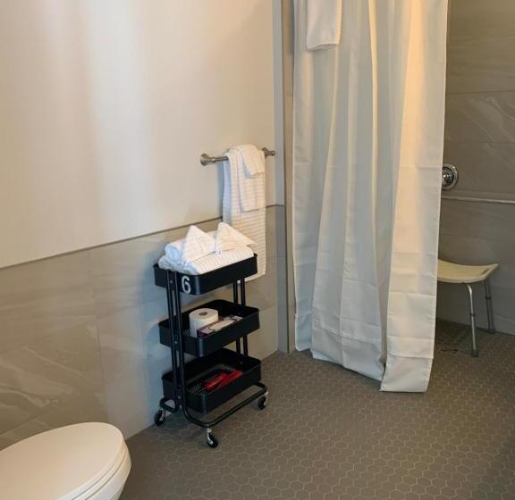استودیوی استاندارد, Station 1 By Terra Hospitality