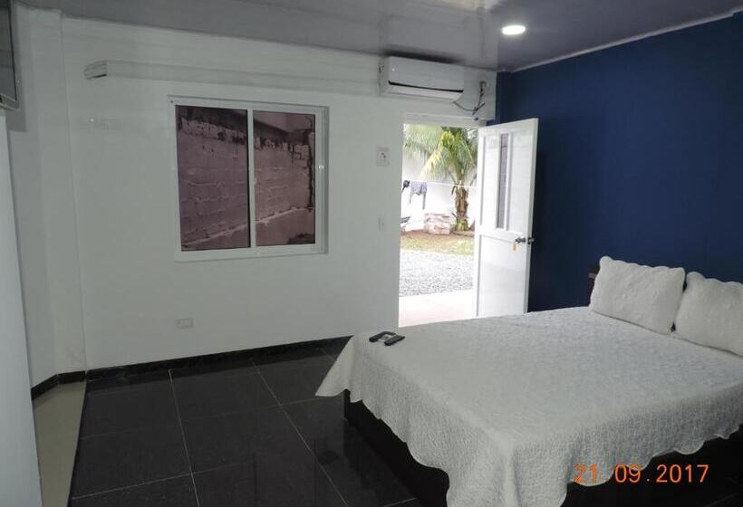 اتاق استاندارد چهار تخته, Villa Sarie Bay