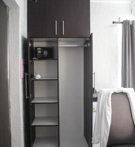 اتاق لوکس, A Z Boutique Guesthouse