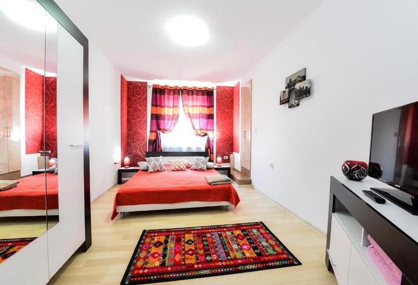 خانه 4 خوابه, Casa Mihai