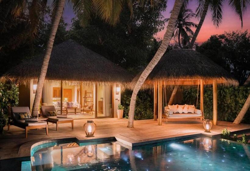 Suite met Zwembad, Baros Maldives