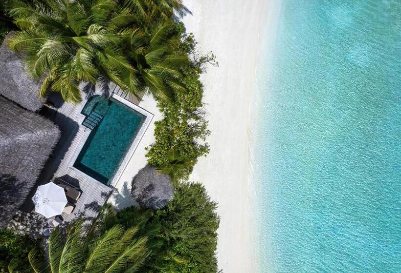 Suite with Pool, Baros Maldives