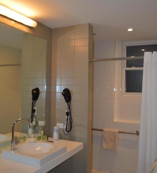 اتاق استاندارد, Best Western Plus Hospitality House Suites