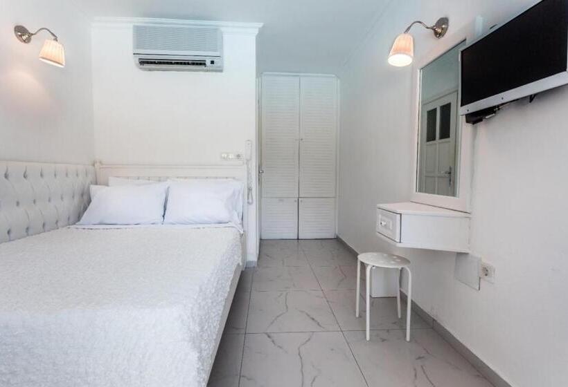 اتاق اکونومی, Club çapa