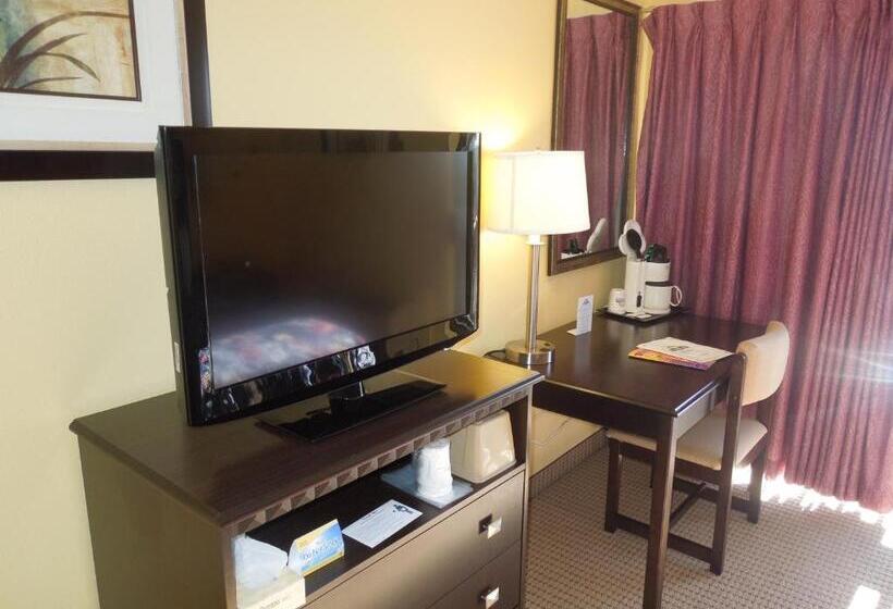 اتاق استاندارد برای معلولان, Days Inn By Wyndham Colchester Burlington