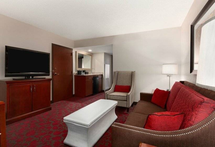 2 Bedroom Suite, Embassy Suites By Hilton Dulles Airport