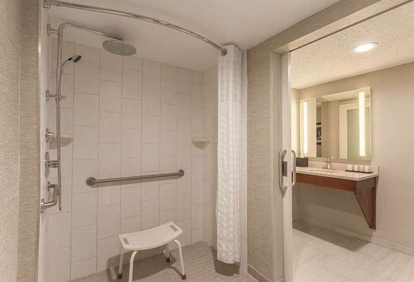 اتاق استاندارد, Embassy Suites Williamsburg