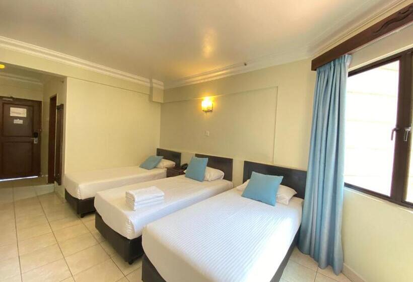 Chambre Triple Deluxe Vue Mer, Erya By Suria Cherating