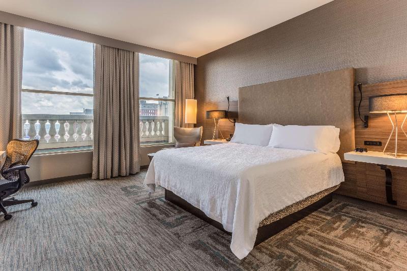 سوئیت با تخت بزرگ, Hilton Garden Inn Indianapolis Downtown