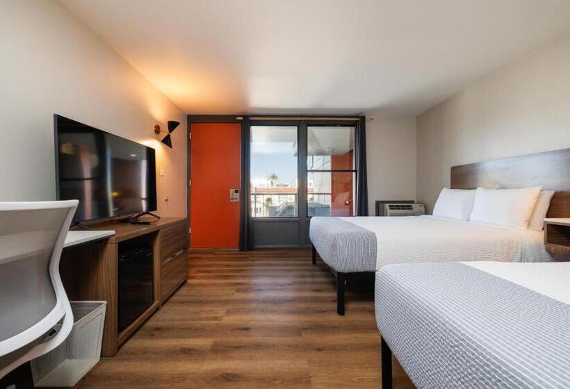 اتاق لوکس, La Luna Inn, Ascend Hotel Collection