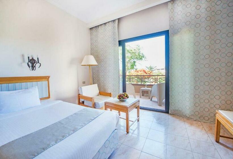 Quarto standart vista jardim, Pharaoh Azur Resort