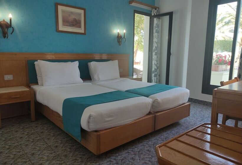 بانگلوی استاندارد, Pharaoh Azur Resort