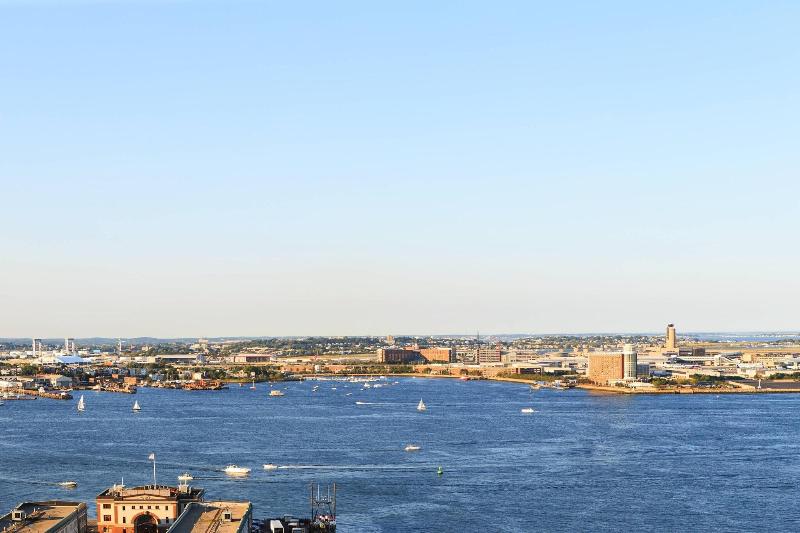 带观景的标准间, Renaissance Boston Seaport