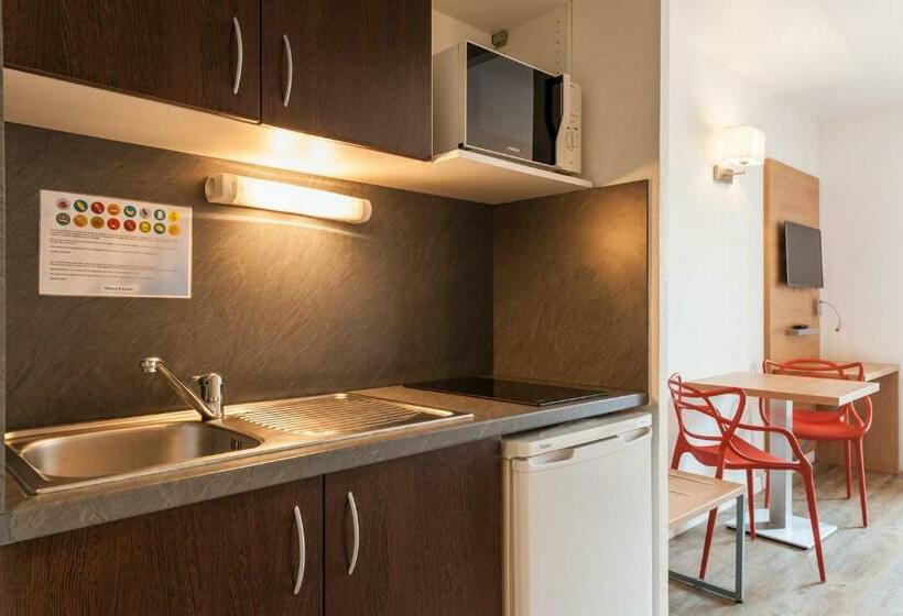 스탠다드 스튜디오, Residhotel Le Grand Prado