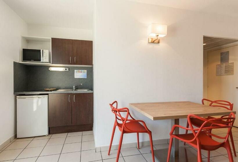 Apartamento 1 Dormitório com Terraço, Resid Le Grand Prado