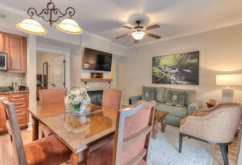 1 Bedroom Apartment River View, Riverstone Condo Resort & Spa