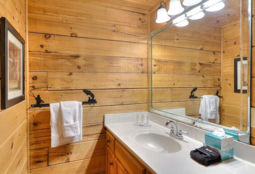 کابین, Riverstone Condo Resort & Spa
