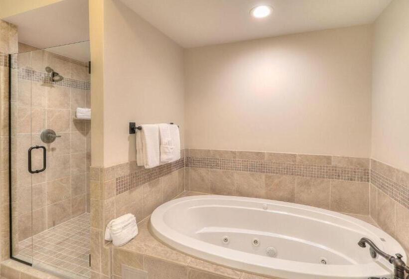 آپارتمان 4 خوابه, Riverstone Condo Resort & Spa