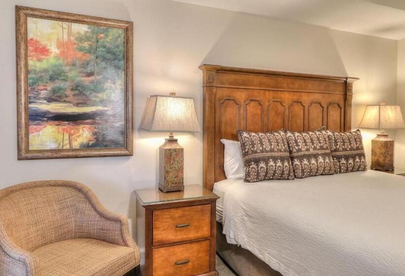 آپارتمان 4 خوابه, Riverstone Condo Resort & Spa