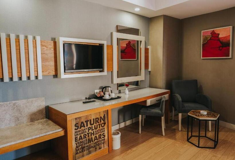 اتاق استاندارد با وان آب گرم, Saturn Palace Resort   All Inclusive