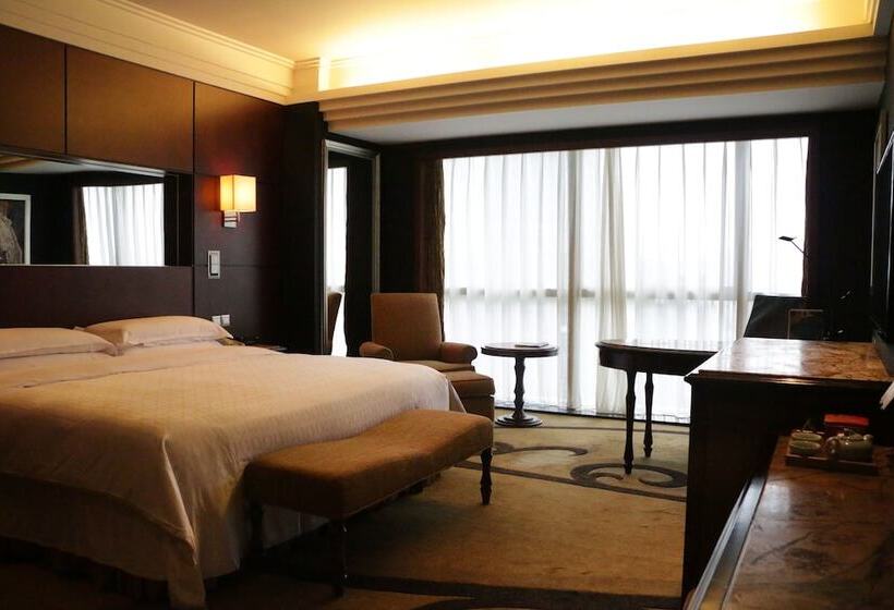 Deluxe Room, Sheraton Shenzhen Futian