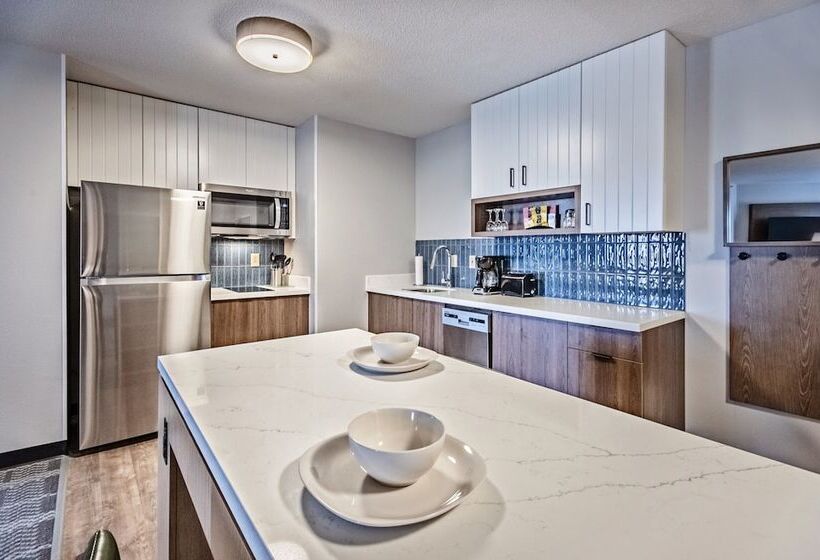 سوییت, Staybridge Suites   Cedar Rapids North, An Ihg