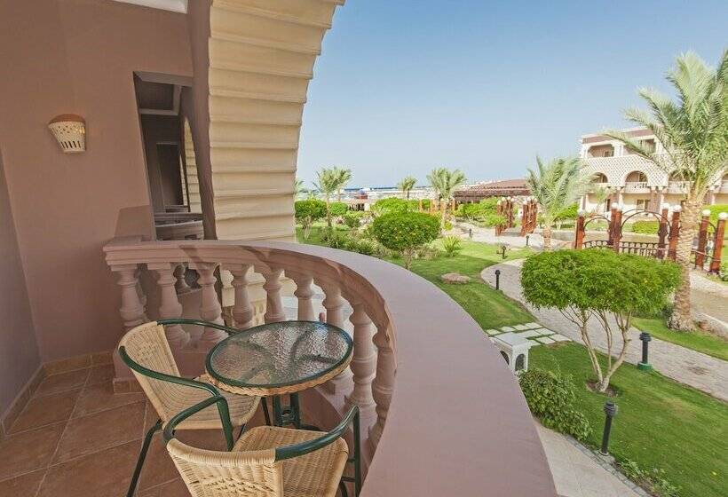 اتاق استاندارد با چشم‌انداز باغ, Sunrise Mamlouk Palace Resort