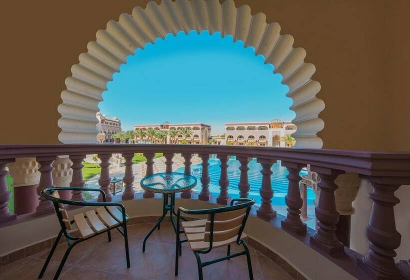 جناح عائلي, Sunrise Mamlouk Palace Resort